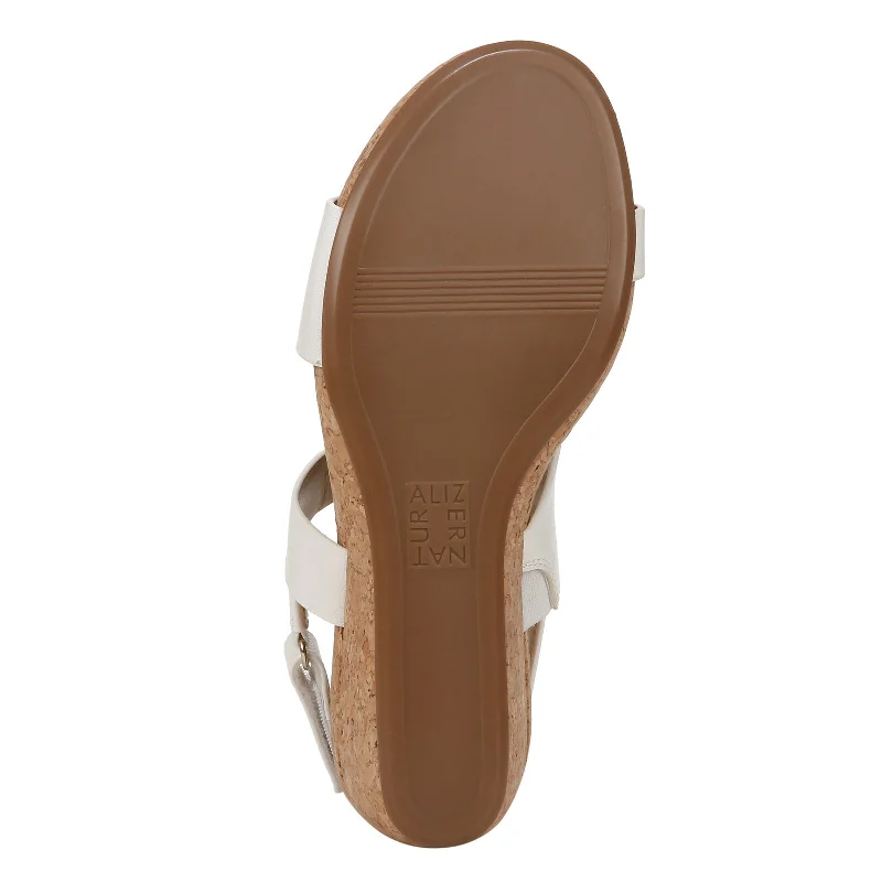 Women's Naturalizer, Adria Sandal